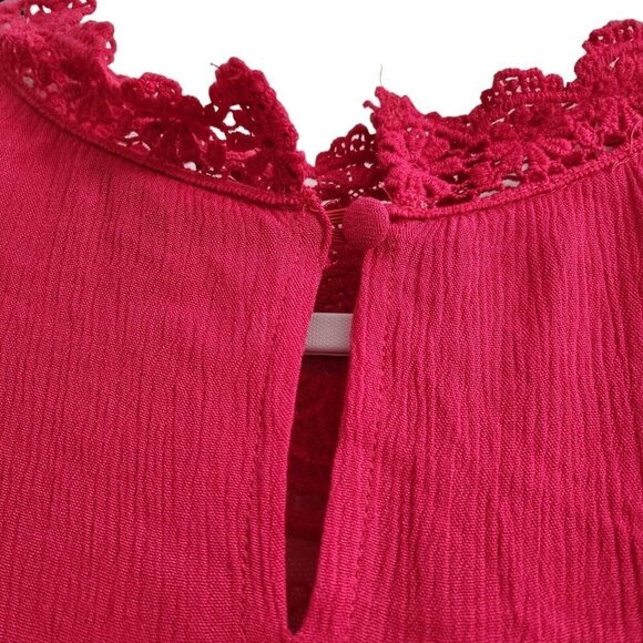 Torrid Blouse 1X Red Crinkle Gauze Crochet Detail Top‎ Longsleeve Casual - Picture 8 of 12